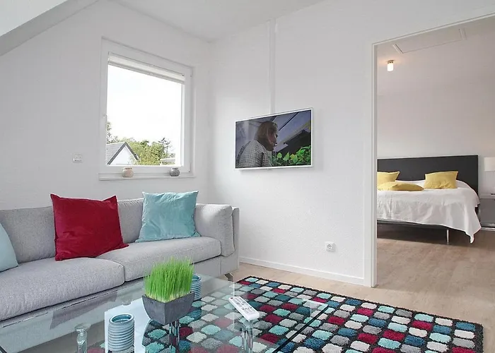 Bergstrasse 6 Bergstrasse 6 7