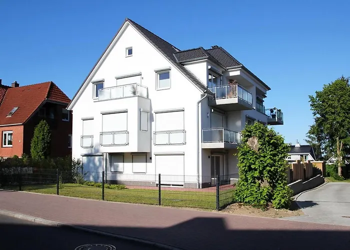 Bergstrasse 6 Bergstrasse 6 7 * Timmendorfer Strand